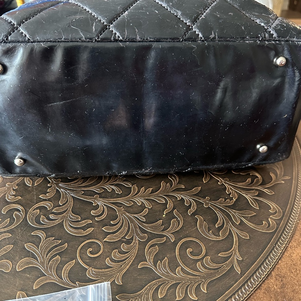 Chanel Handbag - Picture 9 of 16